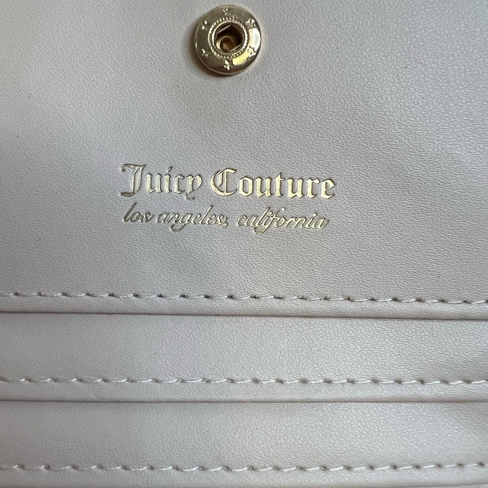 Juicy Couture Love Mode Pink Fondant Zip Around Wallet - Picture 2 of 4